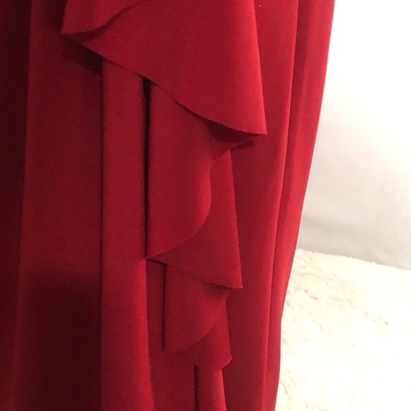 Womens Red Dress with Roses. Cleo. Size 10. - Picture 6 of 10